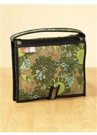 Isoki - Petite Traveller in Vintage Floral