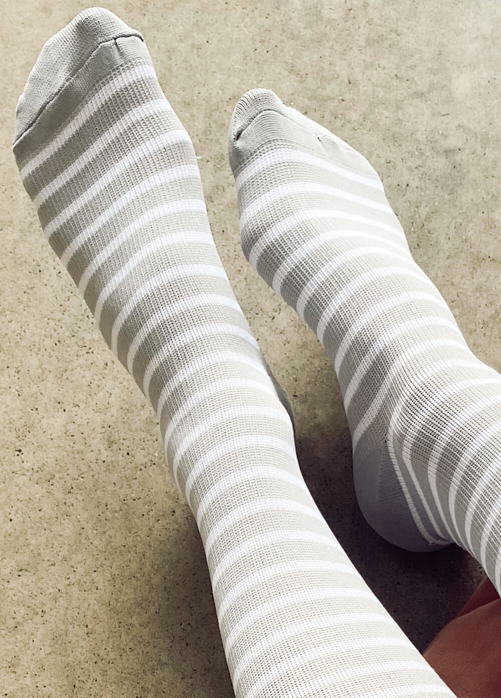 Mama Sox Excite Maternity Compression Socks White Grey Stripe