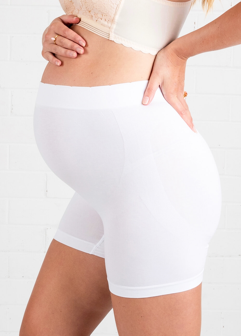 Queen Bee - Katie Over Bump Maternity Underwear Shorts in White
